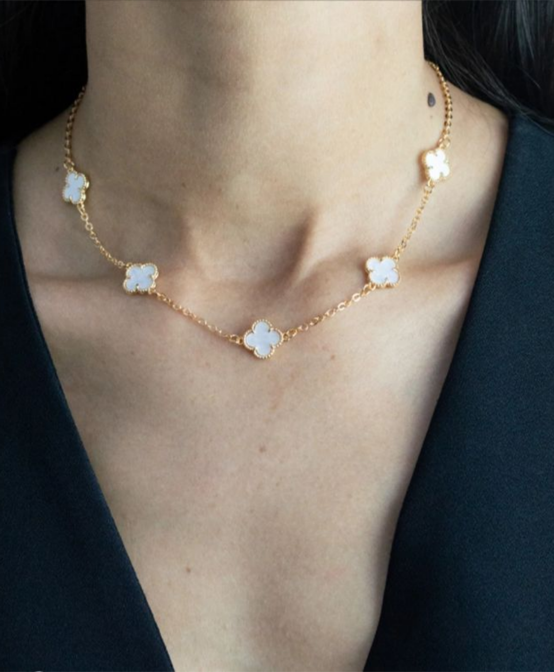 Choker Trevos Virgínia Madre Pérola