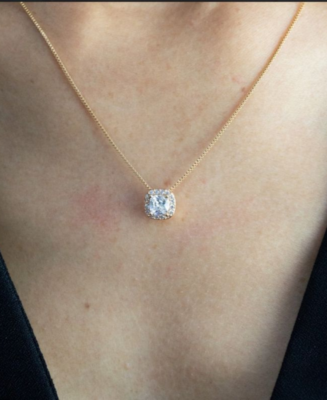 Colar Pingente Pedra Quadrada Cristal com Zircônias