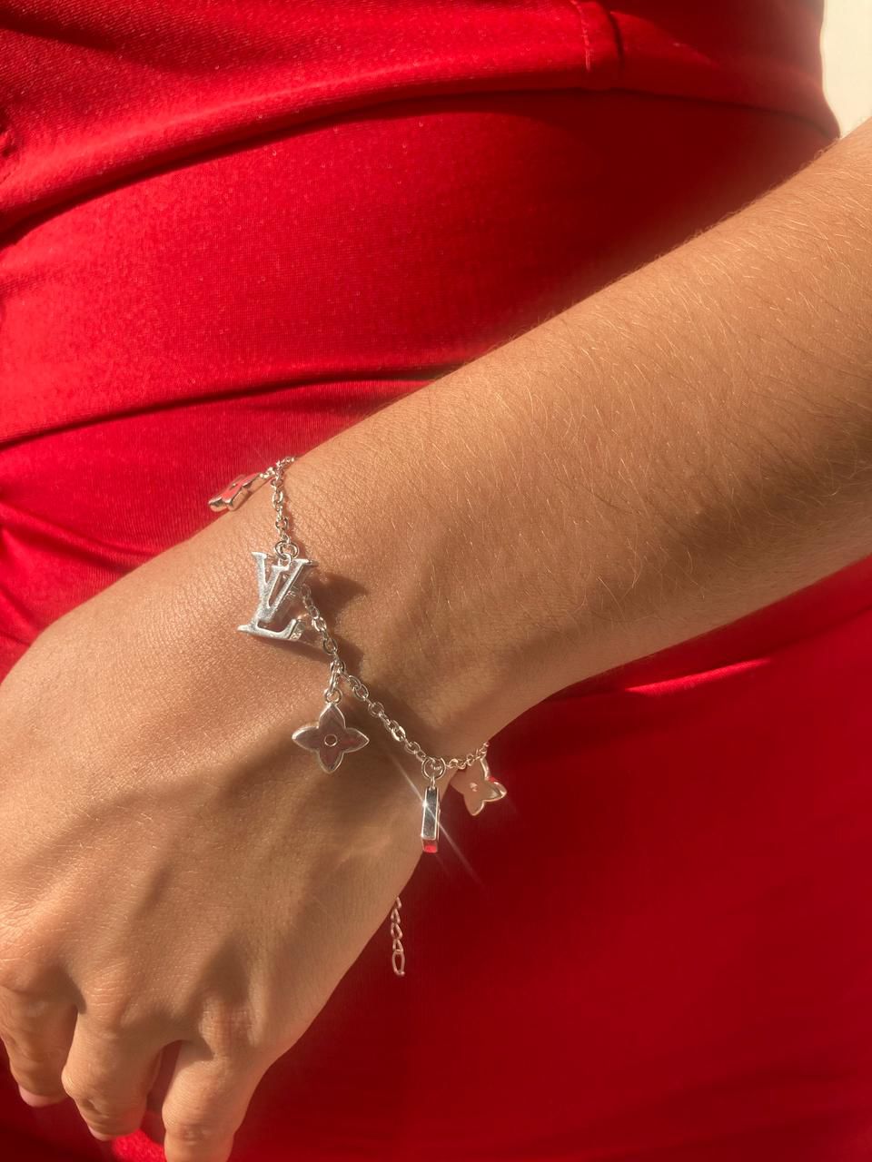 Pulseira Inspiração LV Prateado